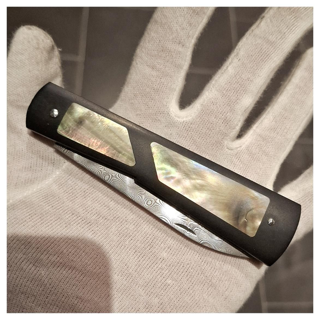 Taurus - Paperstone et nacre noire