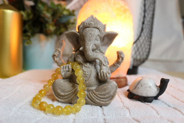 Bracelet Citrine Dorée-8mm- 