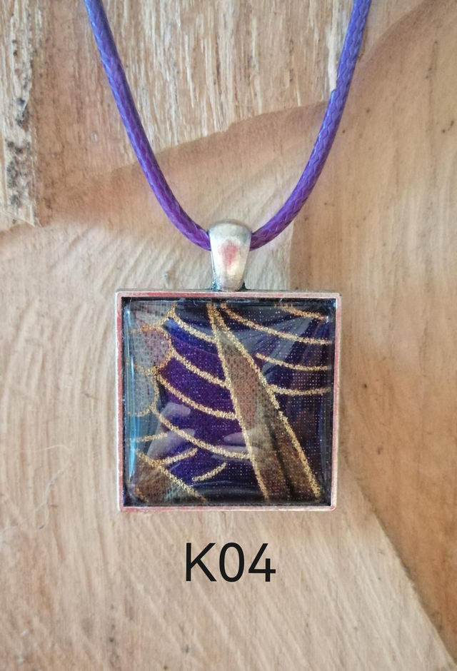 Collier K04 Carré Prune 