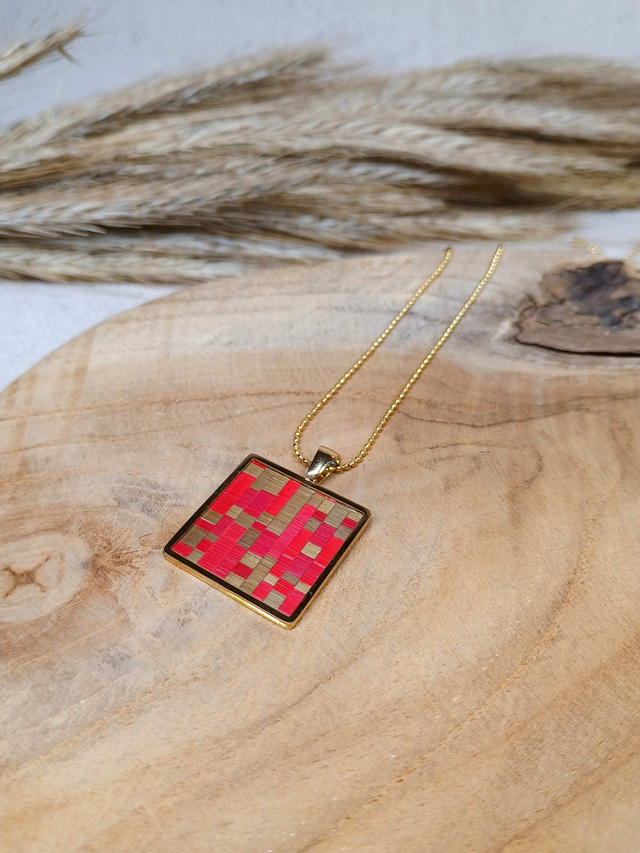 Collier MÉDAILLON Mosaïque Rouge/doré - Acier inoxydable doré à l'or
