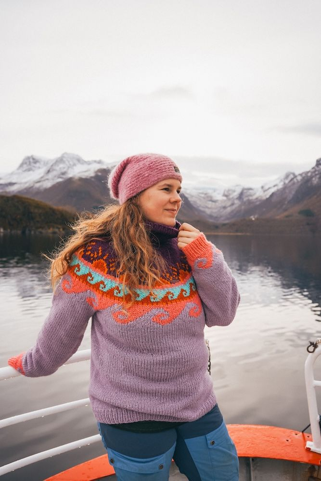 Kviljo Polar Sweater Kit - Col 06 (Lavender Vams) - Wool &amp; Pattern - Linka Neumann