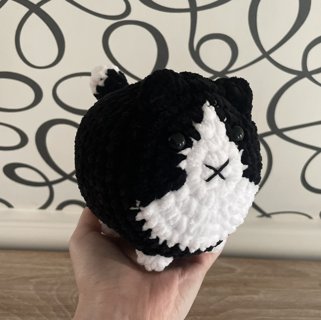 Chat tuxedo