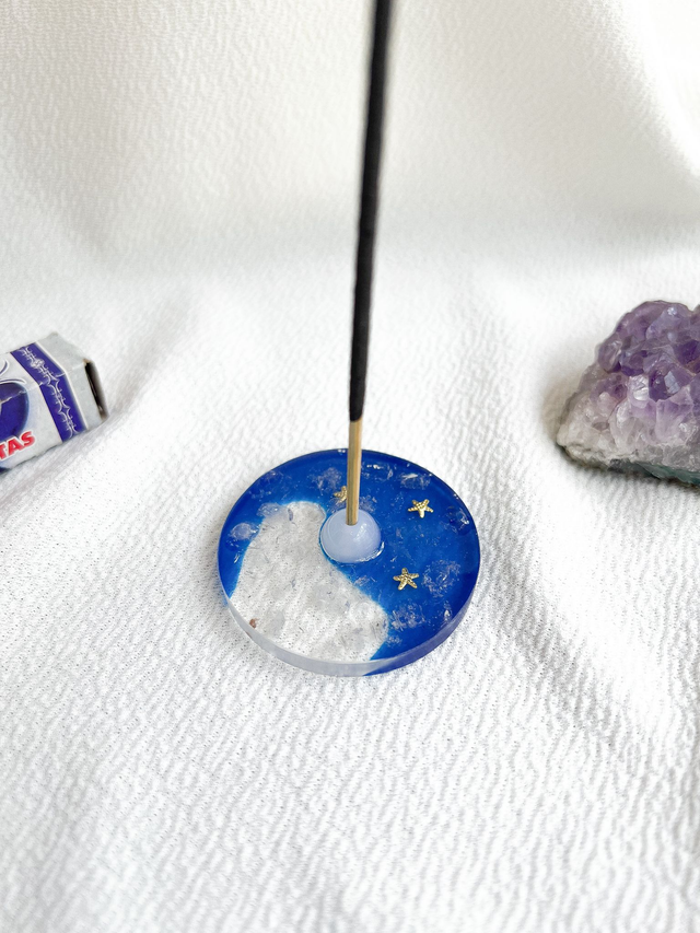 Mini Incensário Azul com Cristal de Quartzo pra Limpar Energias Negativas