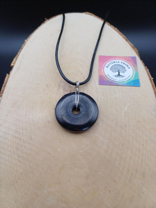 Collier shungite donut