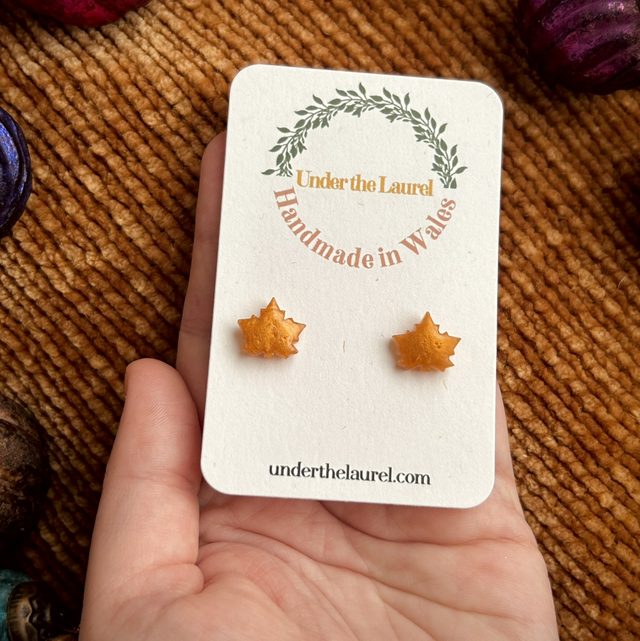 Maple Leaf Studs - Style 1
