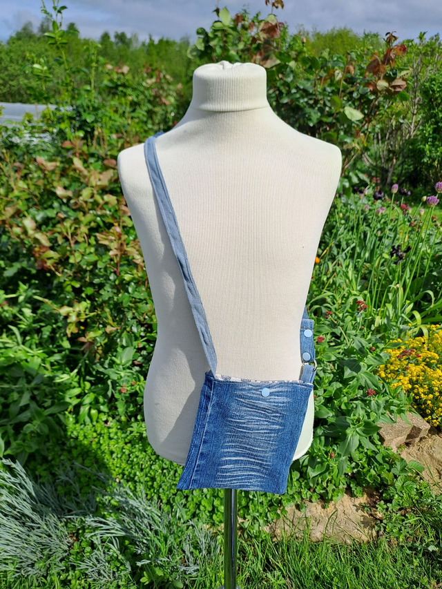 Pochette bandoulière en tissu recyclé