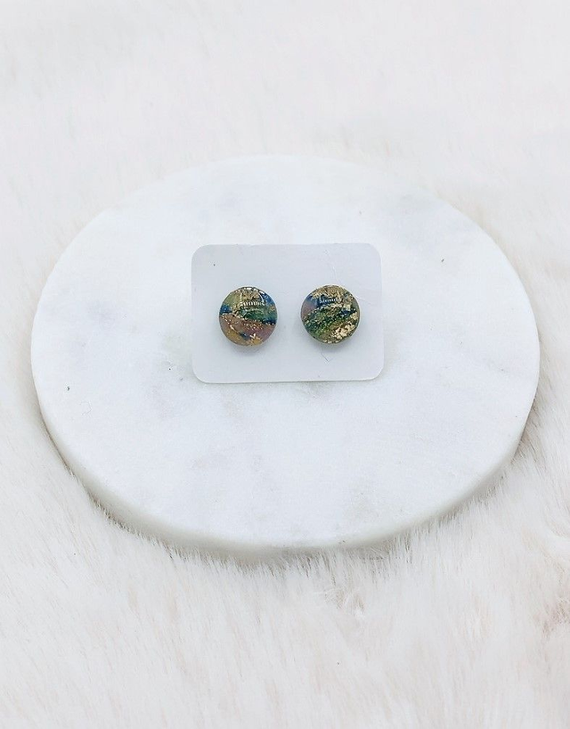 Puces d'Oreilles Multicolores dorée