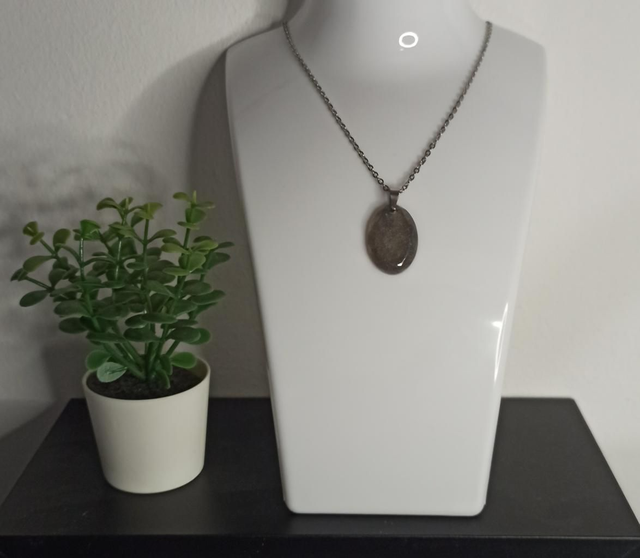 Pendentif gris nacré CO015