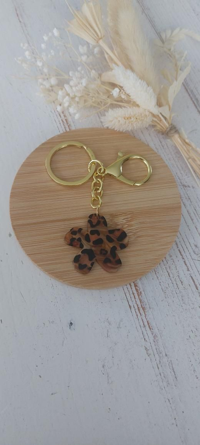 Porte-clés fleur léopard 