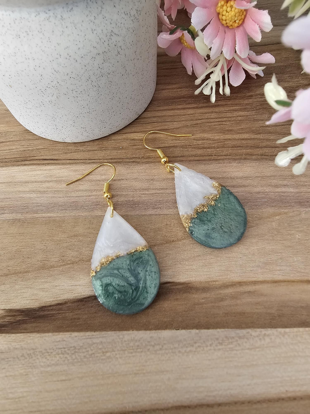 💧​​ Goutte de Rêve &quot;Azur &amp; Or&quot;: Bijou moderne aux reflets dorés 💧