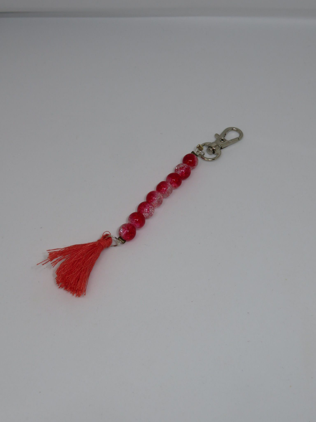 Porte clés rouge et pompon