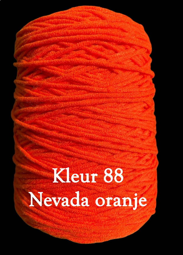 Tufting Yarns 400 gram 8 draads dik