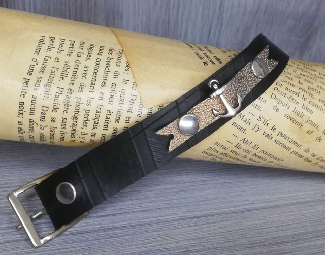 Bracelet chambre à air, ancre.