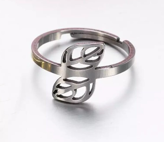 Double Leaf Ring - Adjustable