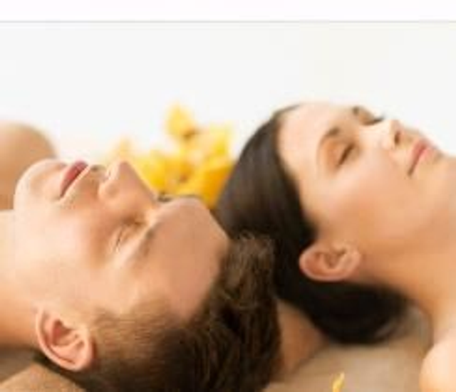 DUO Massage 1h Pour 2 Personnes Avec 2 Praticiens 