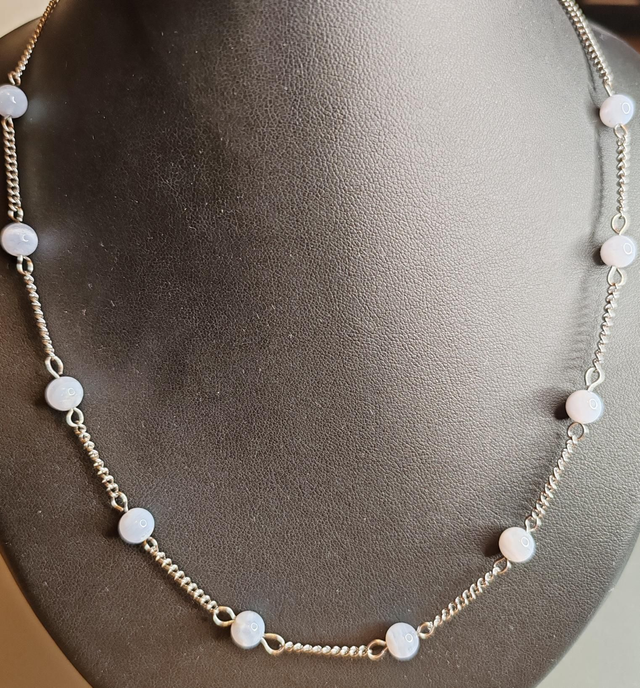 Collier calcédoine bleu 