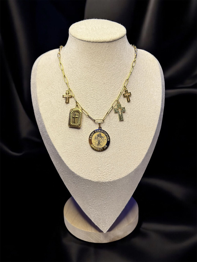 Collier C H R I S T O P H E