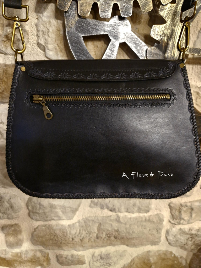 Sac en cuir motif mandala