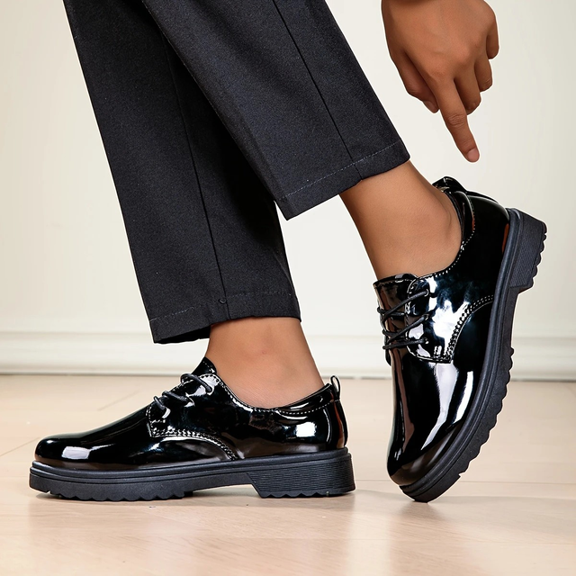 Women's Classic Oxford Shoes