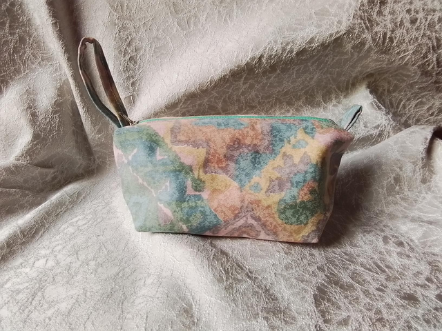 80s Make Up Bag