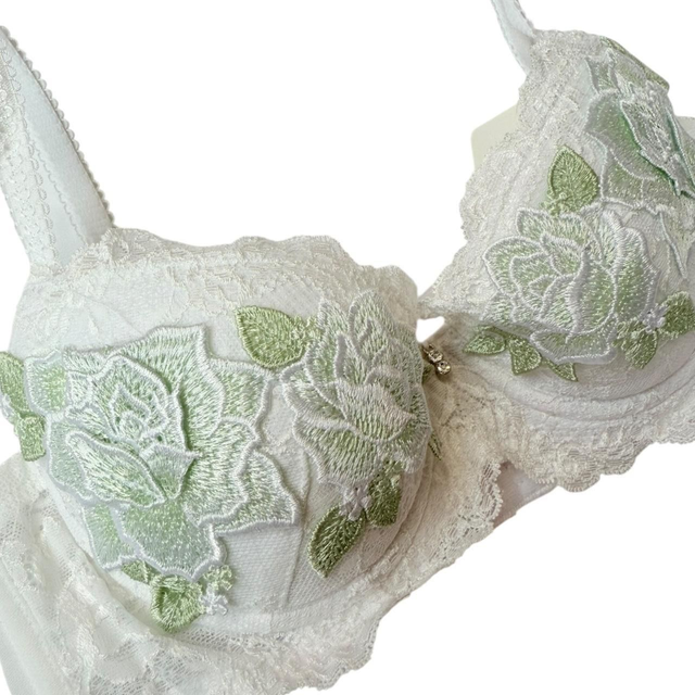 White +Green embroidered flowers Japanese Bra UK 32A