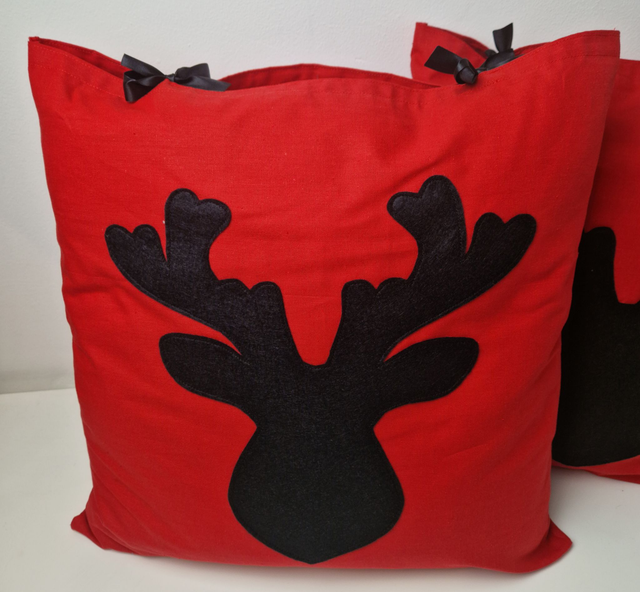 Reindeer pillow red / Christmas pillow filled