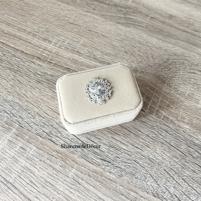 Silver Rhinestone Velvet Ring/Jewellery Box