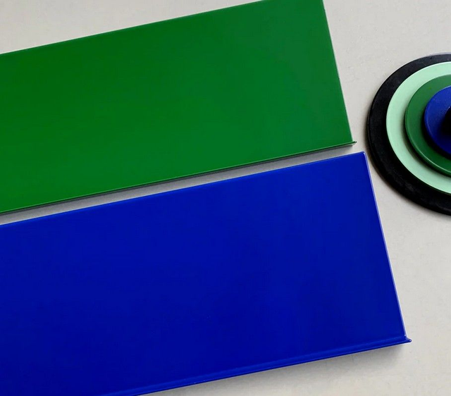 Z SHELF ULTRAMARINE BLUE