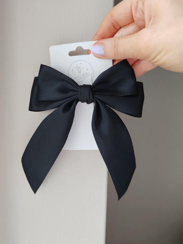 Black classic hairbow