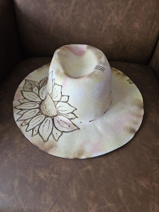 Sunflower love hat