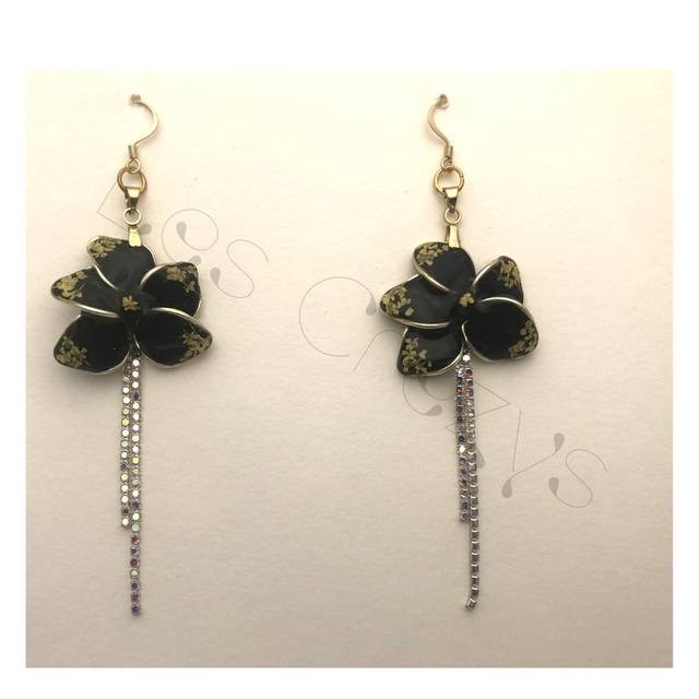 Boucles d'oreilles Félicia - design floral