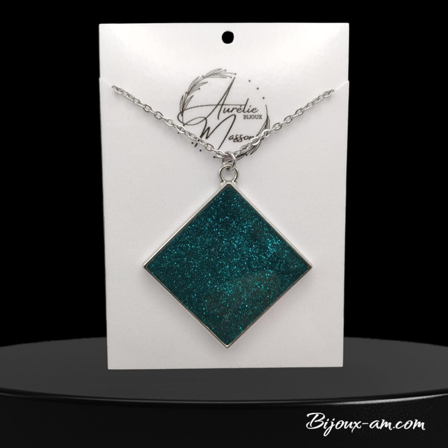 Collier résine