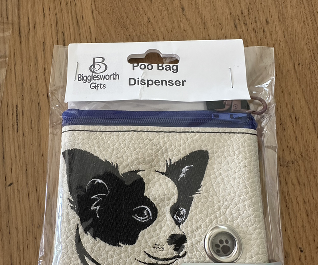 Poo Bags - with dispenser - Chihuahua Cute