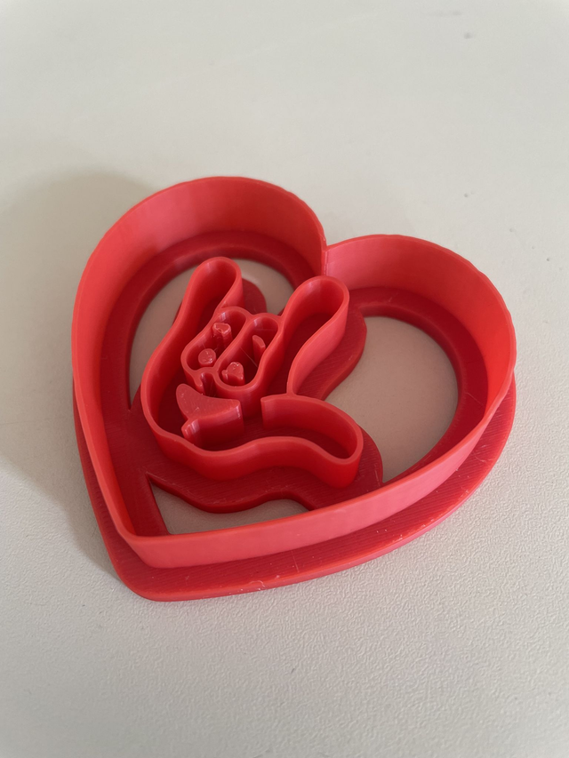 Ausstechform "ILY" mit Herz