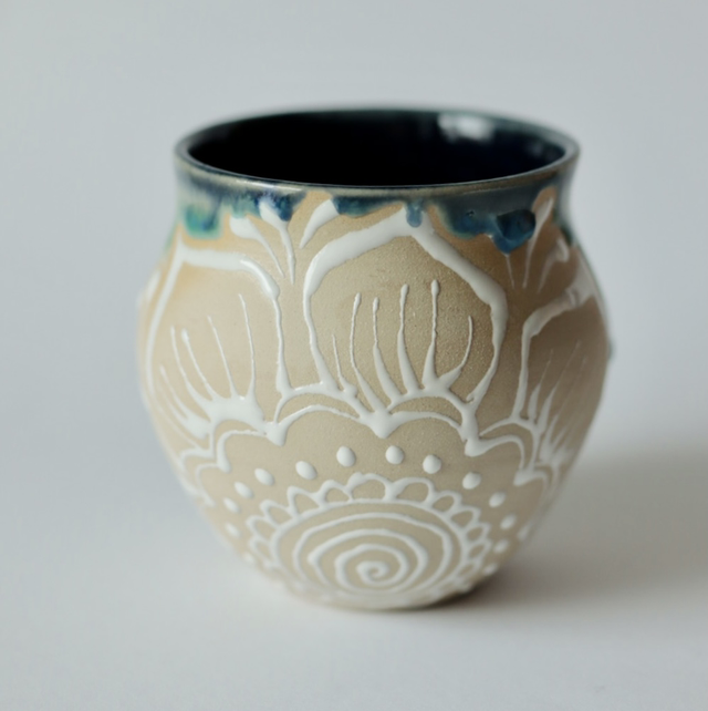 Ceramic cup with Hand-drawn White Flower Pattern, sky blue