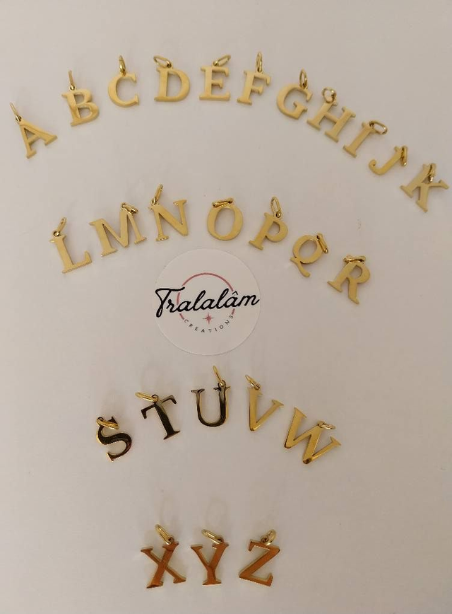 ✨Breloque bracelet initiale acier inoxydable (préciser la (les)lettre(s) souhaitée(s) à la commande)✨ 