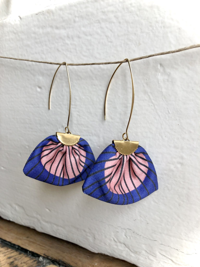 Boucles d&#039;oreilles - LONGUES PLUMES - bleu et rose
