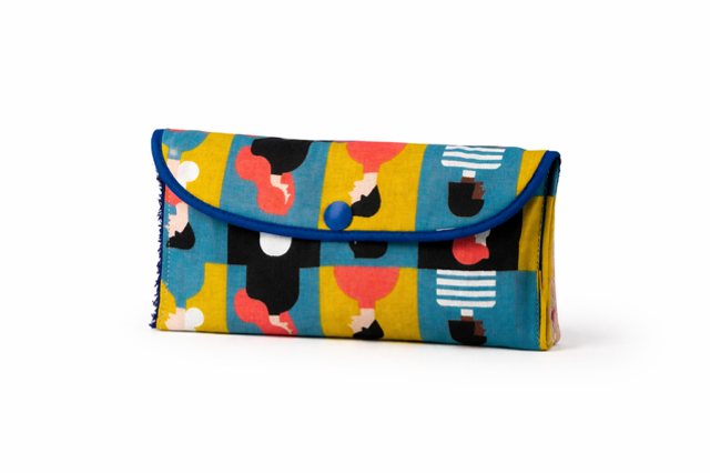 Pochette à lunette nettoyante réversible modèle « Axium »