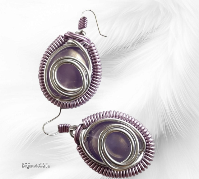 Boucles d&#039;oreilles artisales Célestial Lilas