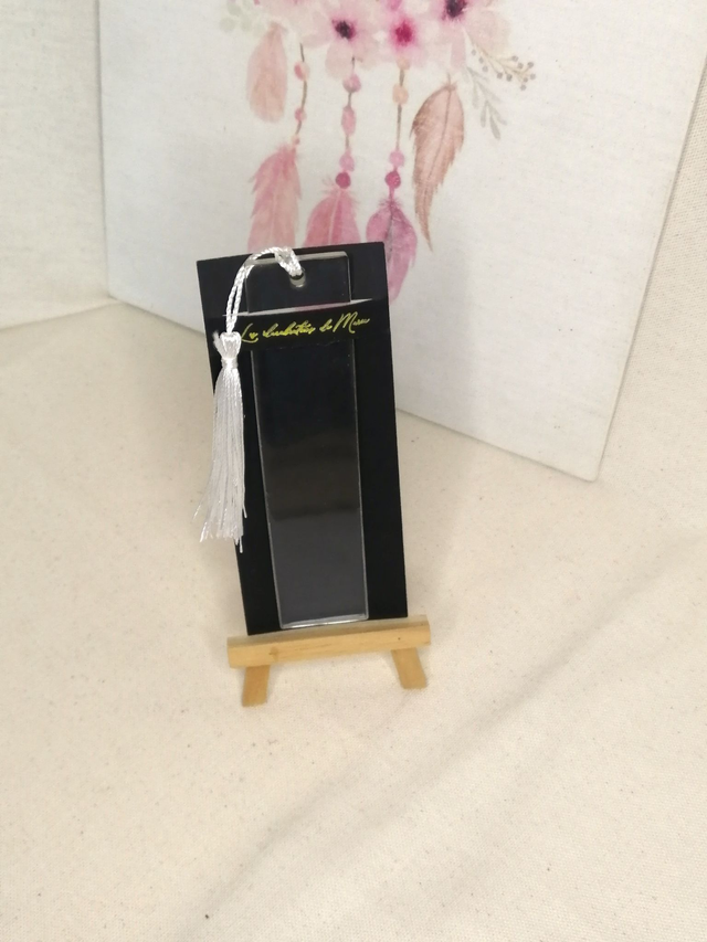 Marque-page en résine époxy - transparent et personnalisable sur demande