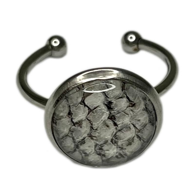 Cabochon Ring mit Zander-Leder-hell