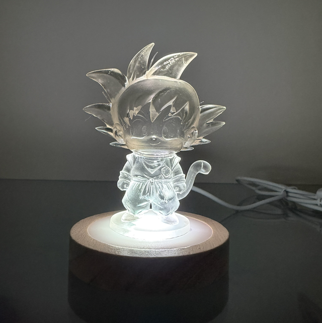 Fanart in resina trasparente con base luminosa
