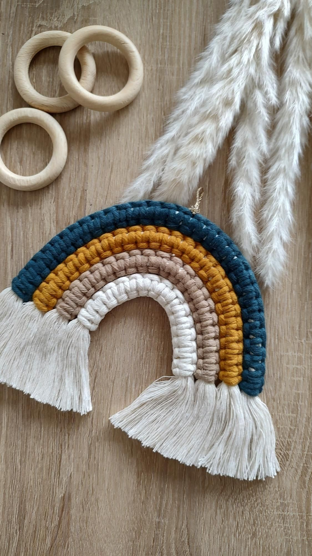 Arc-en-ciel macramé - Déco murale bohème - MOANA