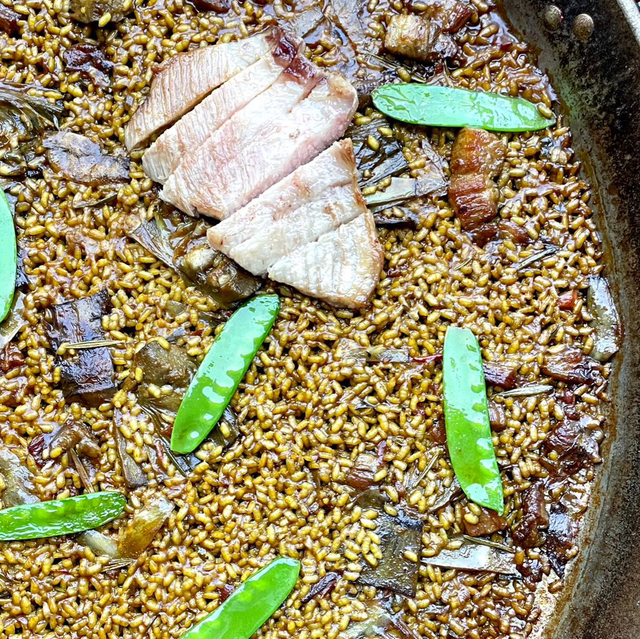 Paella viande ibérico pata negra - artichaut confit (minimum 4 pax , maximum 20) 