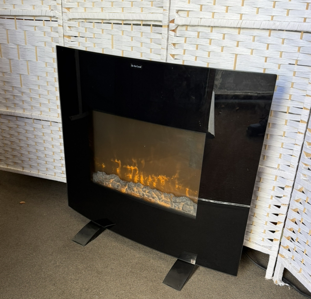 Coopers Wall Mounted Or Free Standing Electric Fireplace 