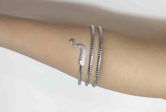 Bracelet de bras fin serpent enroulé argent
