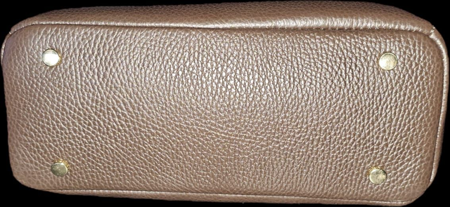 SAC A MAIN CUIR VACHETTE CHOCO AVEC POIGNETS ET SANGLE