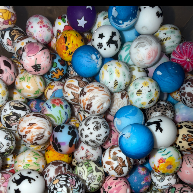 Perles 15 mm imprimés couleur aléatoire 