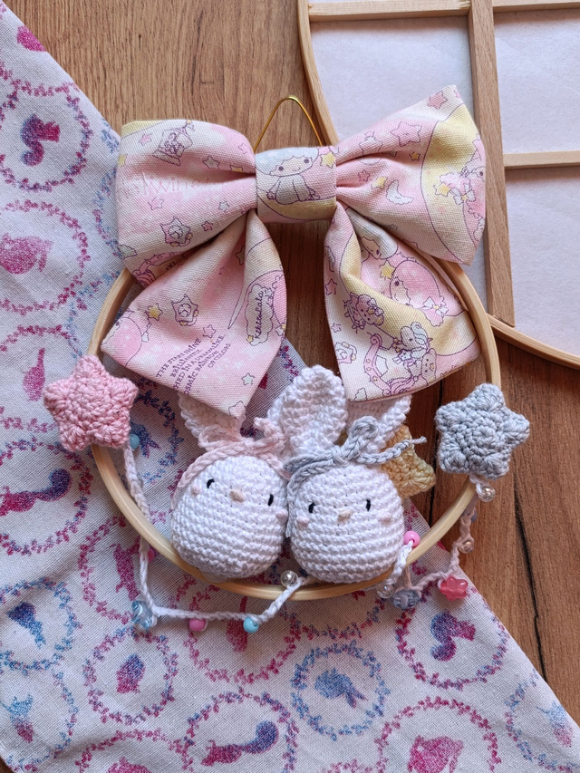 Dekoring "Hasen mit Rosa-Blauen Sternen" 