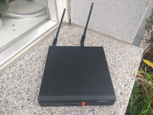 ThinkCentre M75q-1 Desktop 16GB Ram 500GB SSD